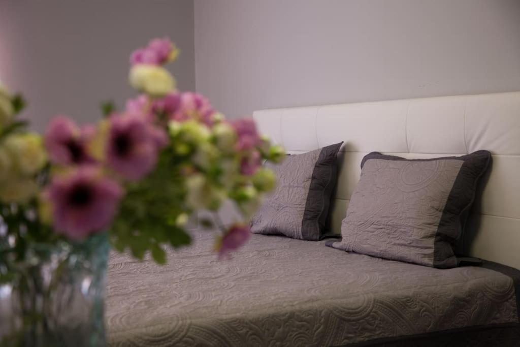 Stylish Studio In Only 50 Meters From Beach ! Ницца Экстерьер фото