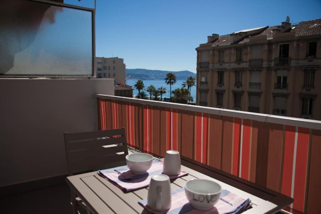 Stylish Studio In Only 50 Meters From Beach ! Ницца Экстерьер фото
